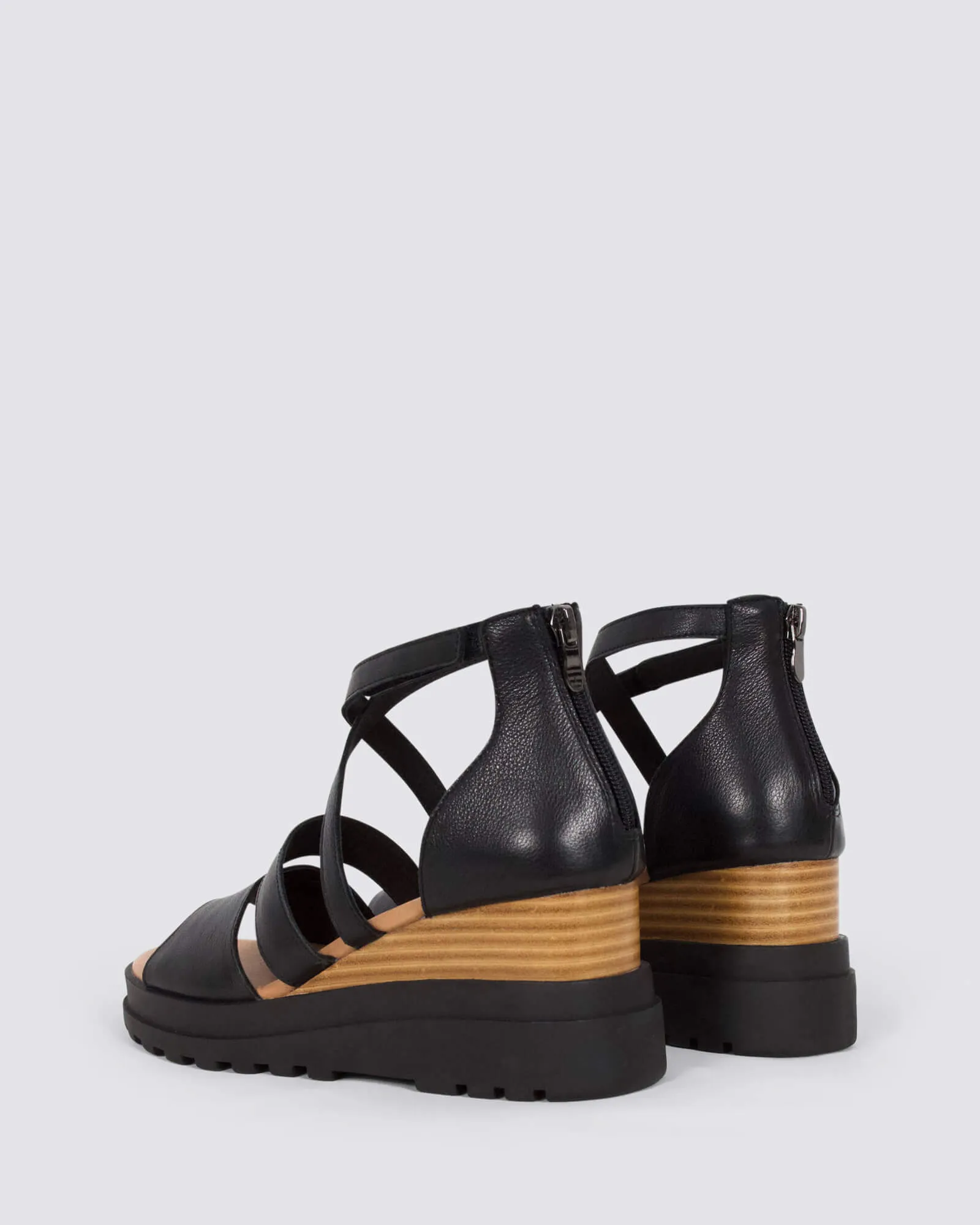 BEVELA BLACK