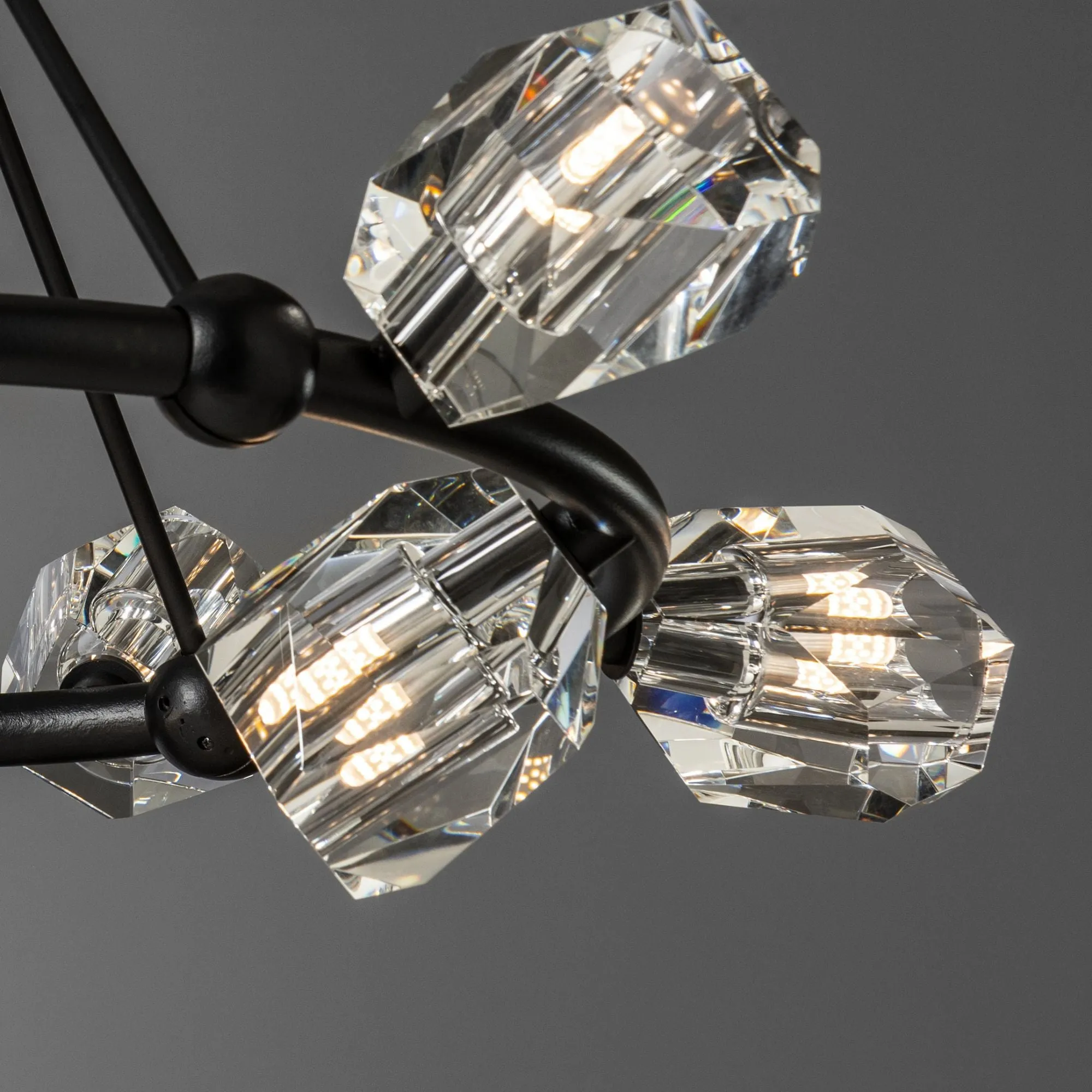 Gatsby 9-Light Ring Pendant 9-Light Crystal in Black