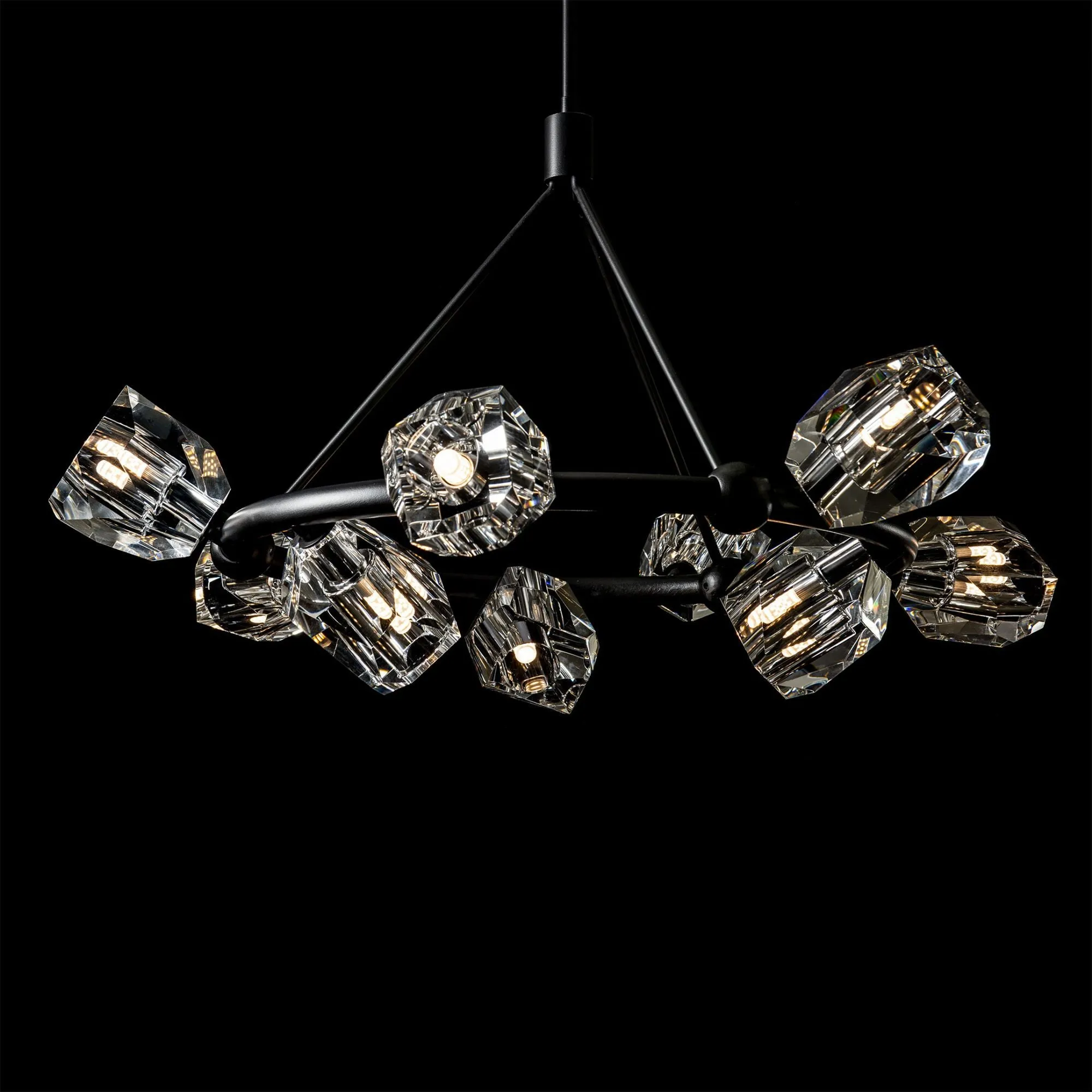 Gatsby 9-Light Ring Pendant 9-Light Crystal in Black