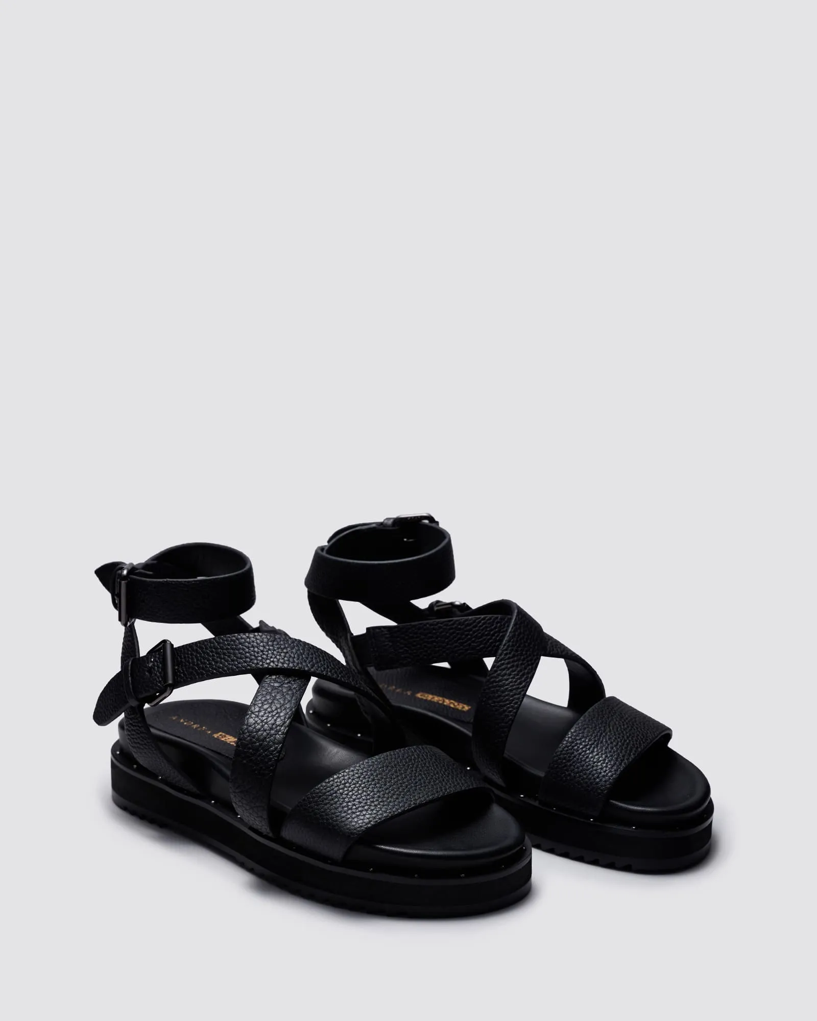 GLOBE BLACK