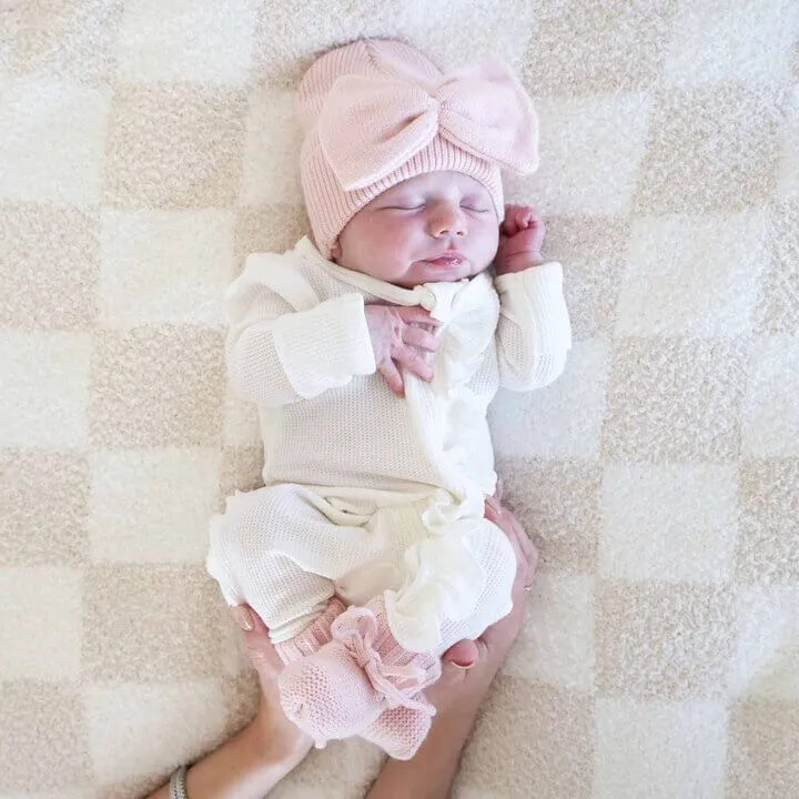 Knit Newborn Bow Booties | Baby Pink