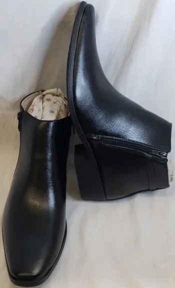 Wendell -- Men's Cuban Heel Dress Boot -- Black