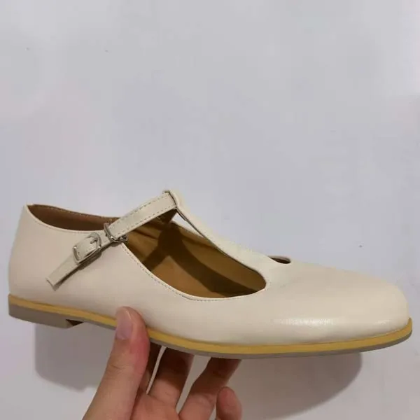 Women'S Vintage Round Toe Flats 23146364
